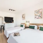 Equador Superior By Olala Homes