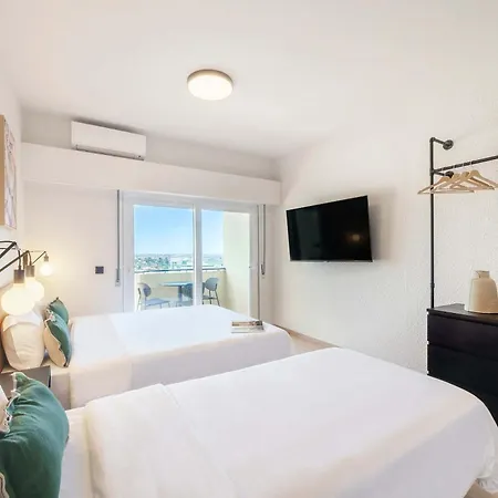 Equador Superior By Olala Homes